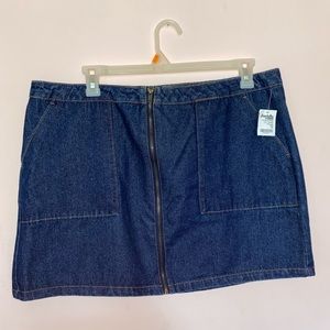NWT Plus Size Denim Mini Skirt w/ pockets